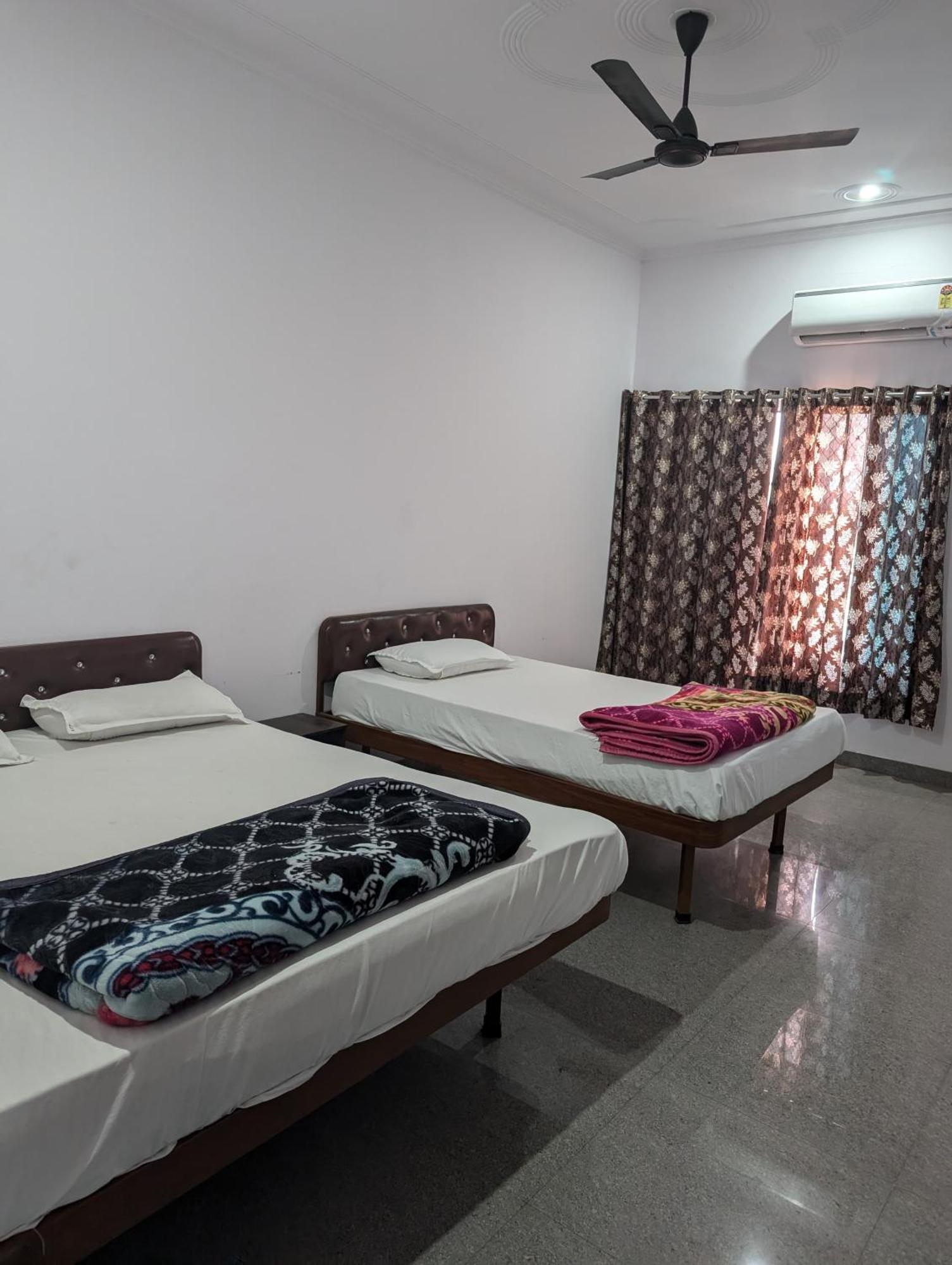 Hotel Raghunath Palace Khatu Ngoại thất bức ảnh